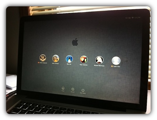 OS X Lion DP 4 - Login Screen